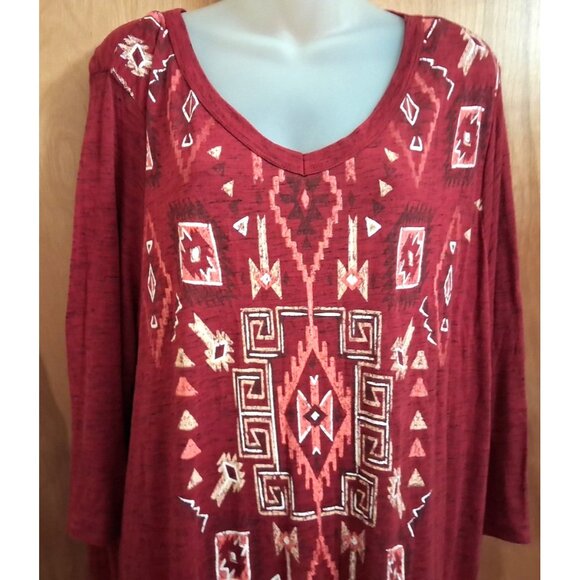FADED GLORY Top Size 3X 22W-24W Berry Red Lace geometric print Tunic Rayon - Picture 2 of 5